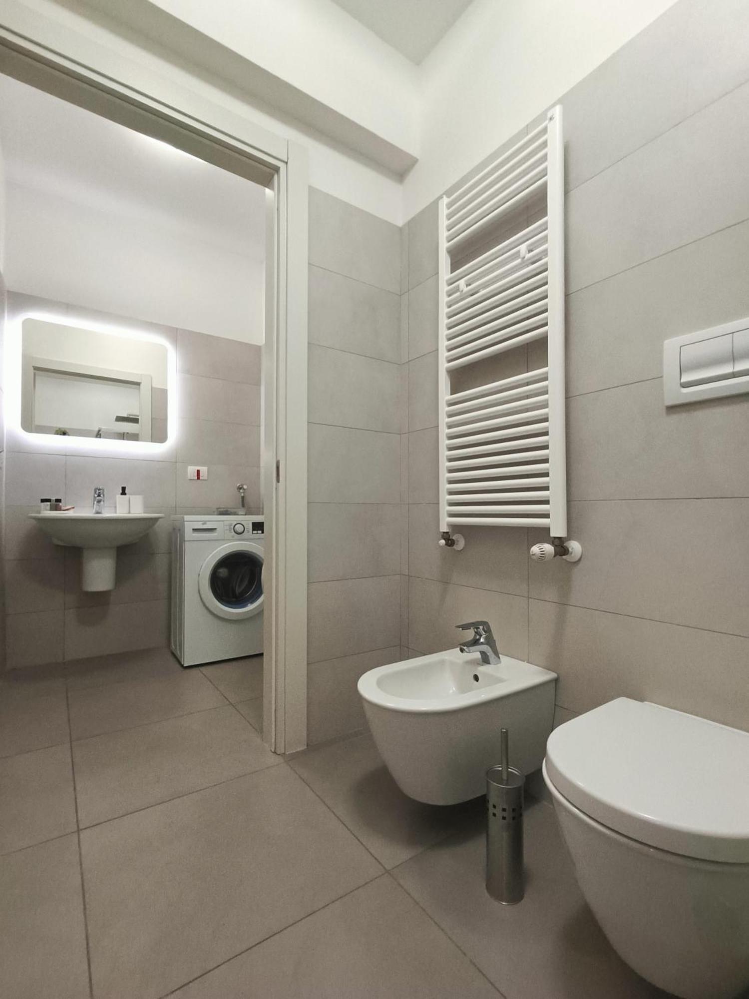 Yr Apartments Milan - Navigli エクステリア 写真